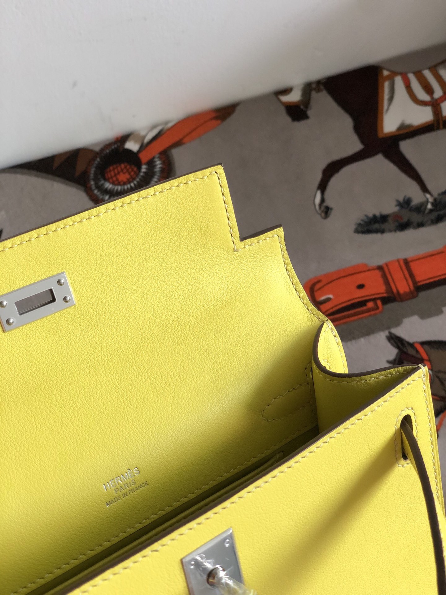 에르메스 미니 켈리백22 레몬 은장 스위프트